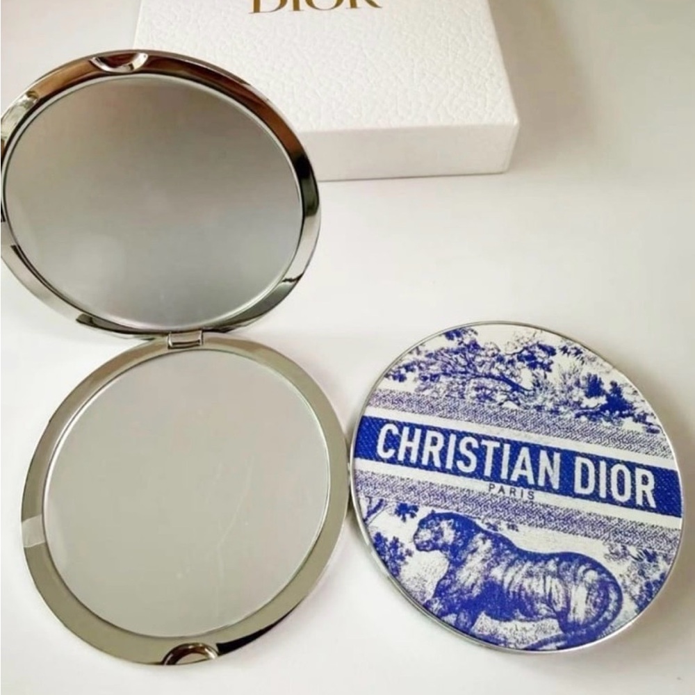 Dior Blue and White Compact Mirror Tiger Toile de Juoy Motif GWP New in Gift Box